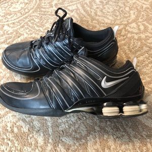 Nike Air Shox Running Shoes